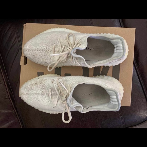 beat up yeezys